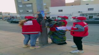 بالصور..حملة توعوية للوقاية من فيروس كورونا تجوب شوارع مدينة الداخلة