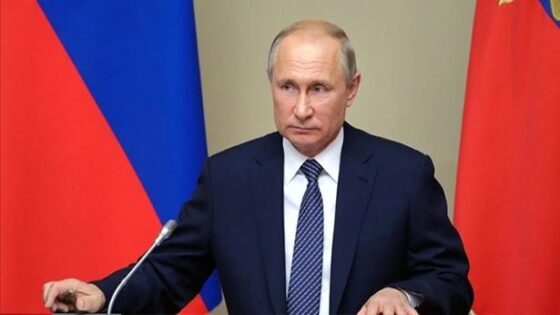 بوتين يعلن أن ابنته تلقت لقاح كوفيد-19 الروسي الجديد