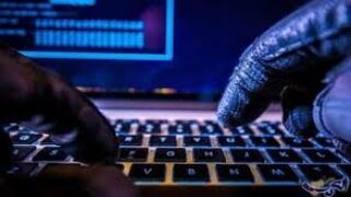 قراصنة يخترقون حسابات مقاولات