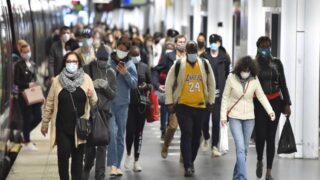 المجلس العلمي الفرنسي: تفشي الوباء يمكن أن “ينعطف في أي وقت” في اتجاه منحى متسارع