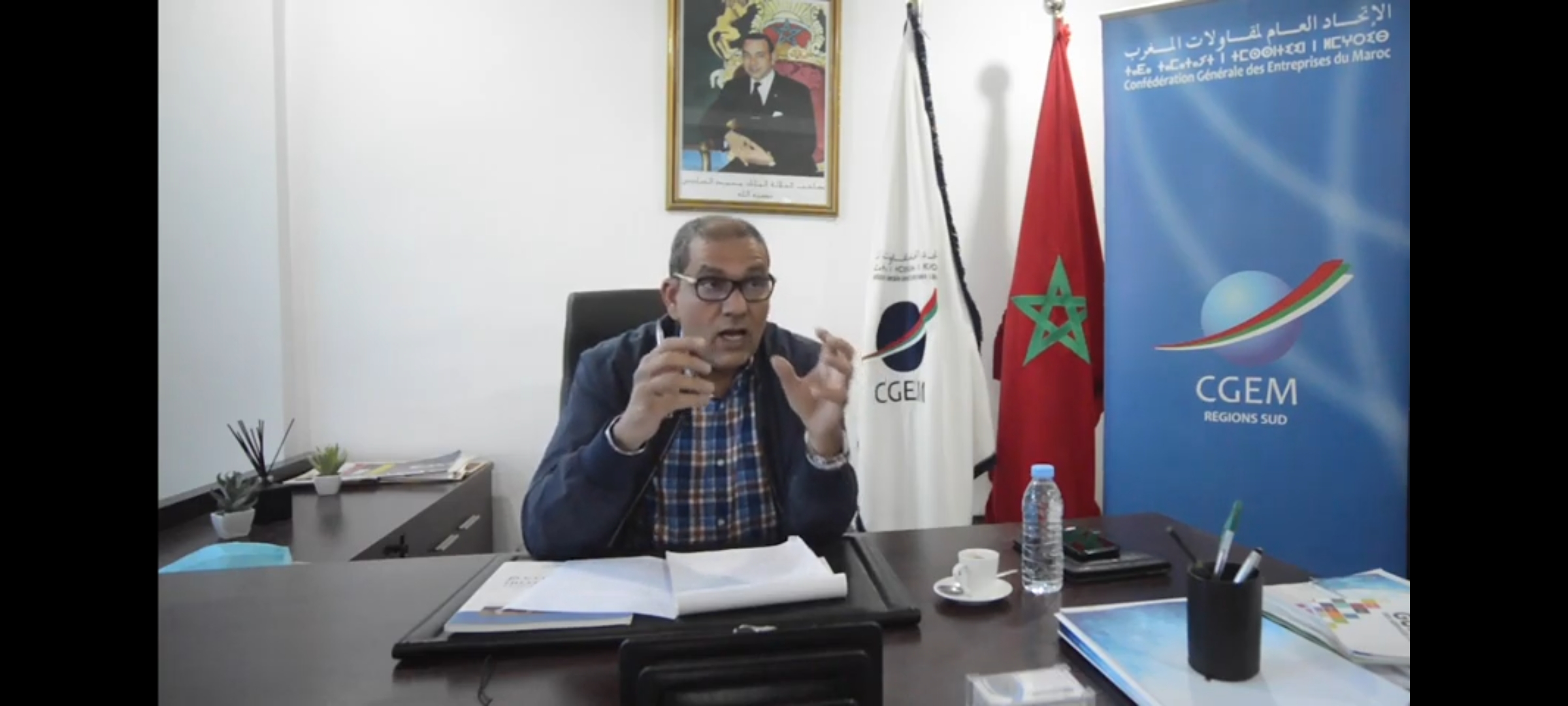 في لقاء مع جريدة صحراء زووم بنمسعود يوجه رسائل قوية لرئاسة الإتحاد العام لمقاولات المغرب ويحذر من تغول الحزب المعلوم