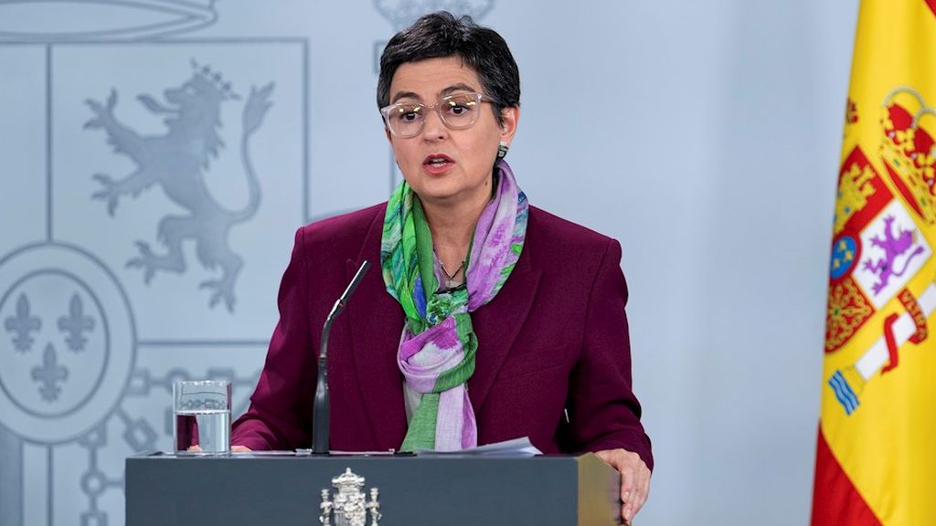 وزيرة الخارجية الإسبانية تعرب عن إشمئزاز و رفض الحكومة الإسبانية السماح للمهاجرين المغاربة والغير نظاميين الدخول إلى سبتة