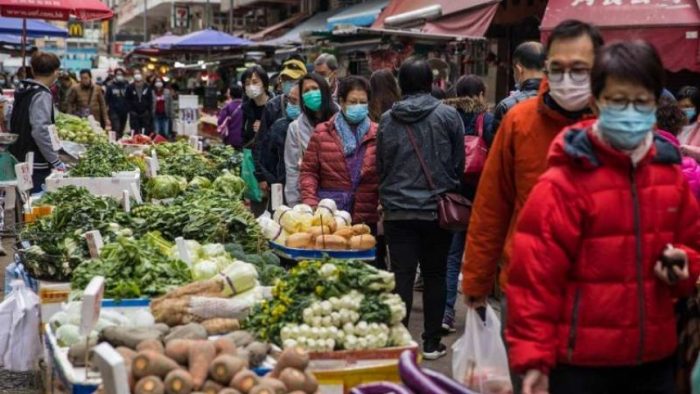 الحكومة الصينية تدعو شعبها إلى تخزين المواد الغذائية