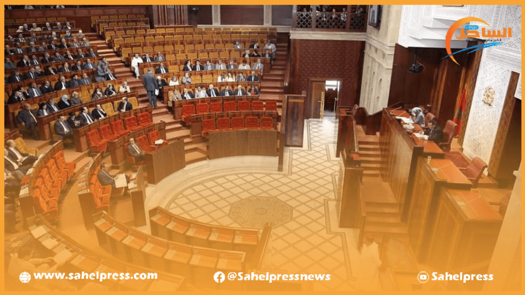 البرلمان يعقد جلسة عمومية للتصويت على مجموعة من القوانين مع ضرورة إدلاء البرلمانيين بجواز التلقيح
