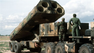 المغرب يعزز قدراته العسكرية بإقتناء معدات دفاعية إسبانية