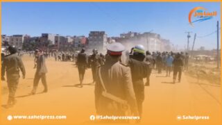 الصخيرات على صفيح ساخن .. مواجهات عنيفة بين الشرطة والساكنة في ثالث أيام العيد + فيديو