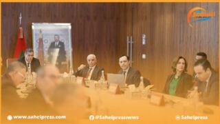 منظمة التعريب والتواصل تستنكر إستعمال رئيس الحكومة المتكرر للغة الفرنسية داخل إجتماعات المجلس الحكومي