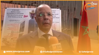 تدشين المقر الجديد للمنطقة الإقليمية للأمن بمدينة طانطان بمعية عامل الإقليم و والي أمن العيون تخليدا للذكرى 70 لثورة الملك والشعب