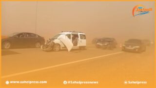 الرياح القوية تعطل الرحلات بمطار محمد الخامس وتتسبب في حوادث خطيرة على الطرق السيارة