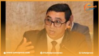 كل كأس بما فيه ينضح ، التلميذ لاستاذه يطلب