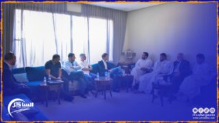 رئيس جماعة الداخلة يستقبل وفدا من بلدية MONTEREAU الفرنسية