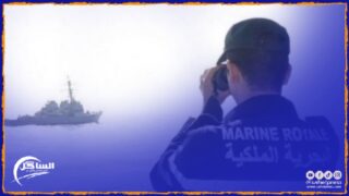 الداخلة … القوات المسلحة الملكية تعترض قاربا جانحا وعلى متنه 54 مرشحا للهجرة غير الشرعية