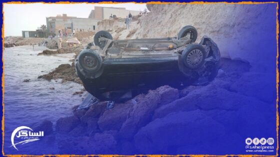 سقوط سيارة خفيفة بعرض البحر في الواجهة المطلة على خليج وادي الذهب