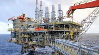 البدء في إنتاج الغاز من حقل “تورتو أحميم” الواقع على الحدود البحرية بين السنغال وموريتانيا