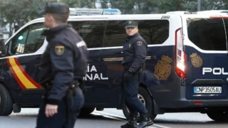 لهذا السبب الشرطة الإسبانية بمدينة إشبيلية إعتقلت 13 مواطنا مغربيا ؟