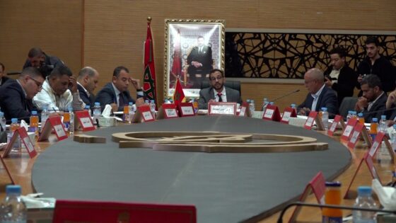 التصويت بالأجماع على جميع النقط المدرجة بجدول أعمال الدورة العادية لمجلس جماعة الداخلة